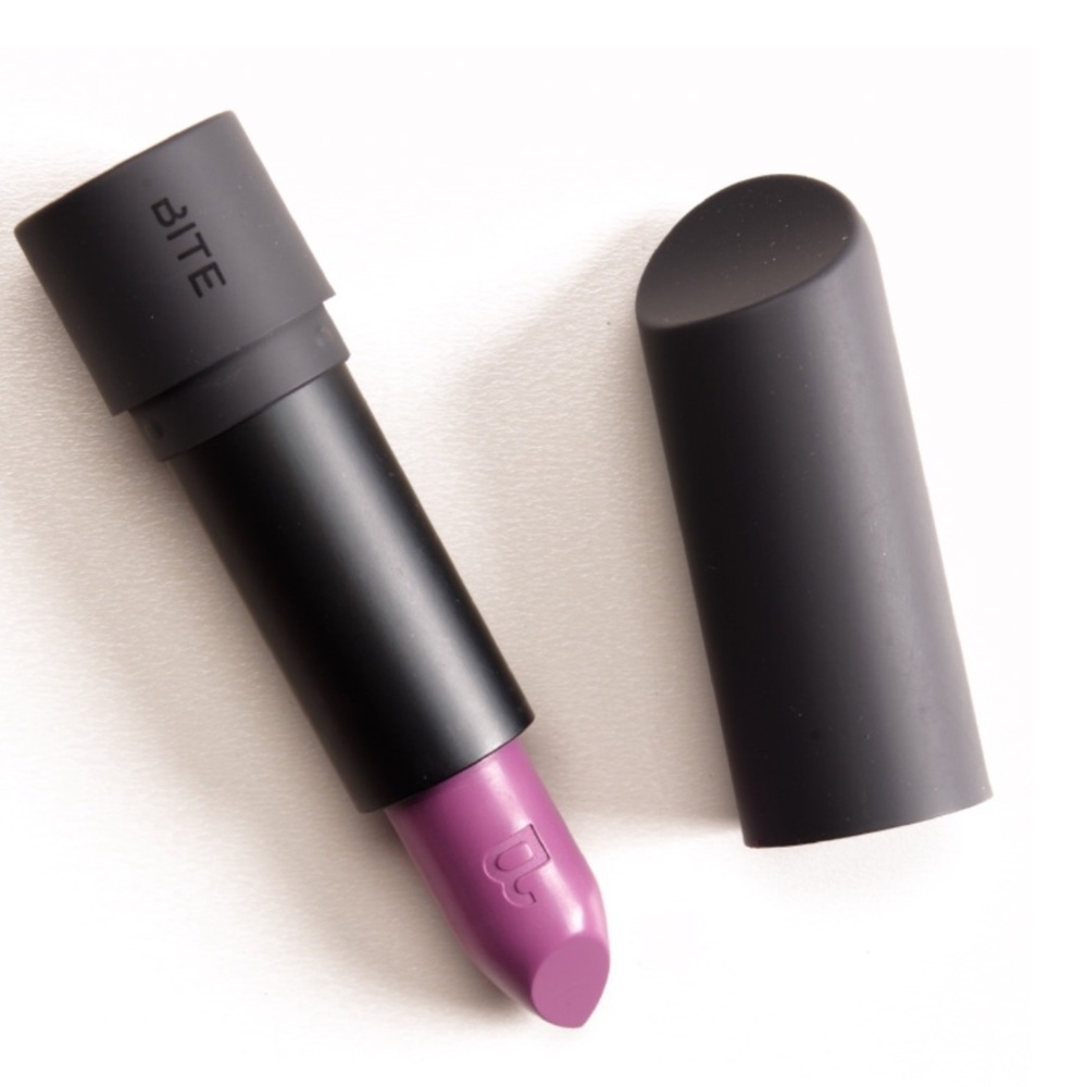 🏷💄NWT Bite lipstick